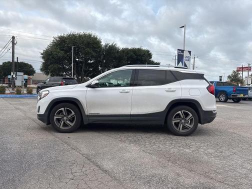 Summit White 2020 GMC Terrain SLT