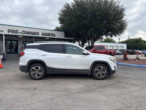 Summit White 2020 GMC Terrain SLT