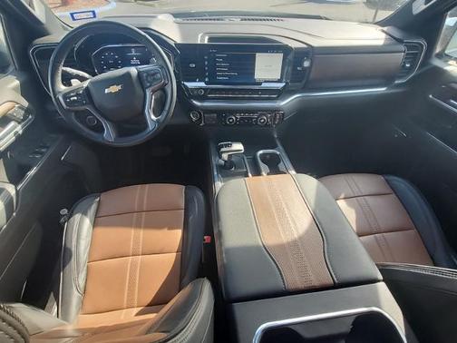 2024 Chevrolet Silverado 1500 HIGH COUNTRY