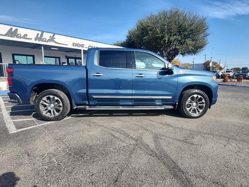 2024 Chevrolet Silverado 1500 HIGH COUNTRY