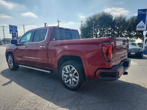 2024 GMC Sierra 1500 DENALI