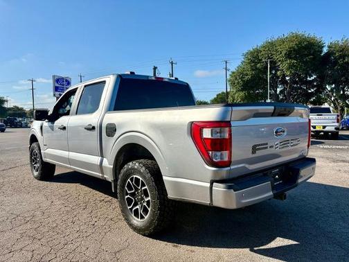 ICONIC SILVER METALLIC 2022 Ford F-150 XL