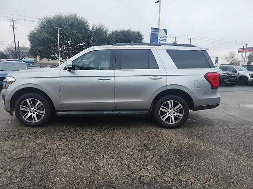 2024 Ford Expedition XLT