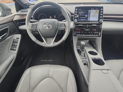 2020 Toyota Avalon LIMITED