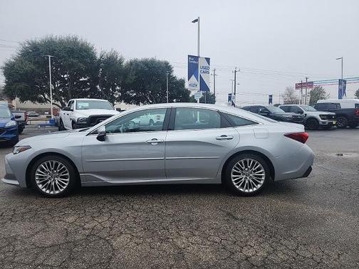 2020 Toyota Avalon LIMITED