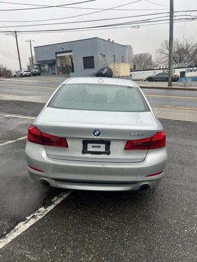 2019 BMW 530 i