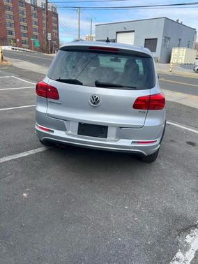 2017 Volkswagen Tiguan 2.0T Sport