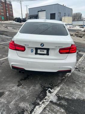 2017 BMW 330 i xDrive