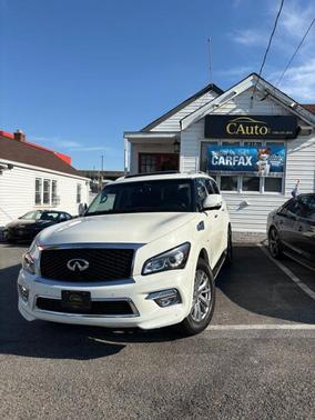 White 2017 INFINITI QX80 Base