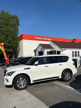 White 2017 INFINITI QX80 Base