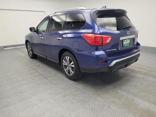 2020 Nissan Pathfinder SV