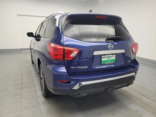 2020 Nissan Pathfinder SV