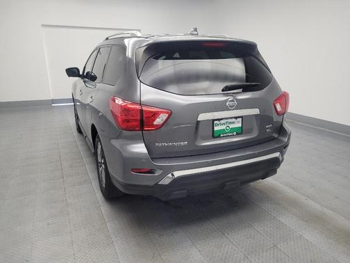 2020 Nissan Pathfinder SL 4WD