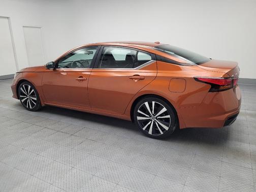 2020 Nissan Altima SR FWD