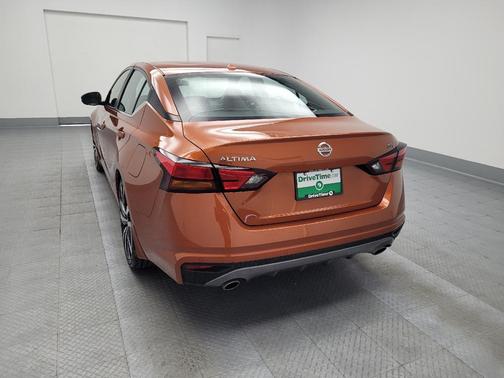 2020 Nissan Altima SR FWD
