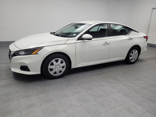 2022 Nissan Altima S FWD
