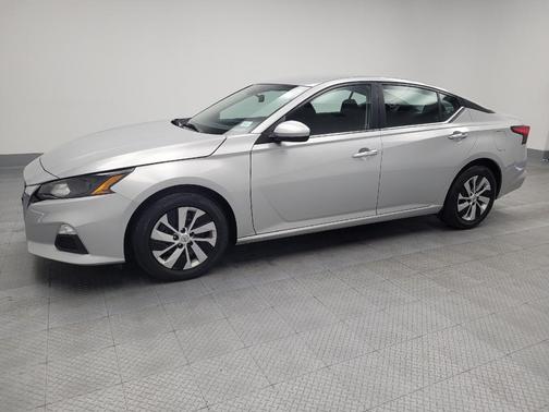 2022 Nissan Altima S FWD