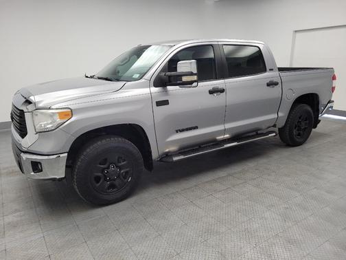 2017 Toyota Tundra SR5