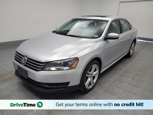 2014 Volkswagen Passat 1.8T Auto SE w/Sunroof & Nav