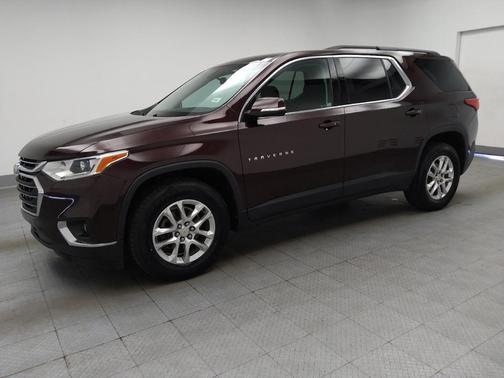 Black Currant Metallic 2019 Chevrolet Traverse LT Cloth