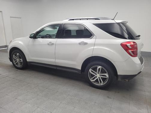 White 2017 Chevrolet Equinox Premier