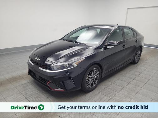 Aurora Black 2024 Kia Forte GT-Line