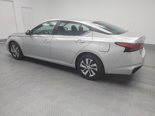 2022 Nissan Altima S FWD