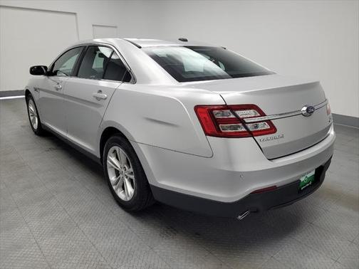 2018 Ford Taurus SEL