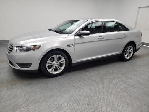 2018 Ford Taurus SEL