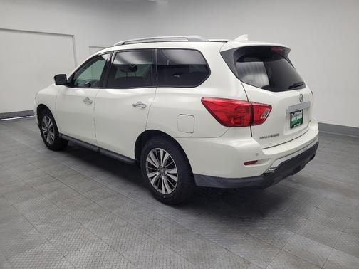 2019 Nissan Pathfinder SL
