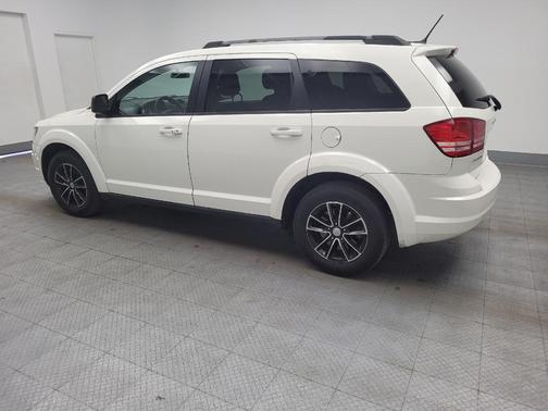 Vice White 2017 Dodge Journey SE