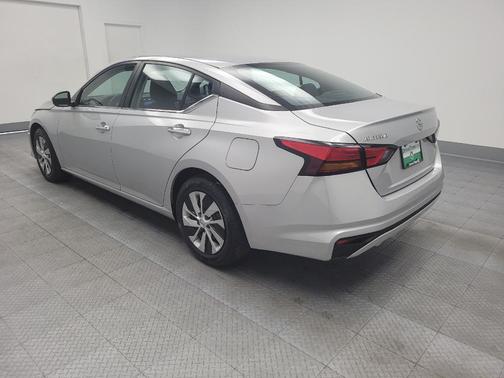 2022 Nissan Altima S FWD