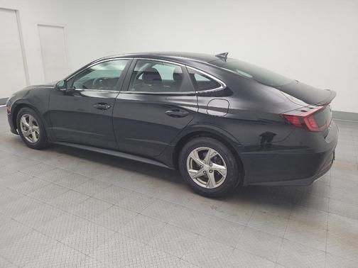 2022 Hyundai SONATA SE