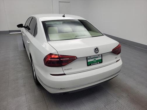 2017 Volkswagen Passat 1.8T S