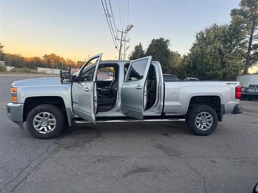 2017 Chevrolet Silverado 2500 LT