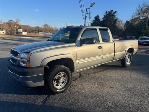 2003 Chevrolet Silverado 2500 LS H/D Extended Cab