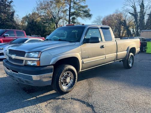 2003 Chevrolet Silverado 2500 LS H/D Extended Cab