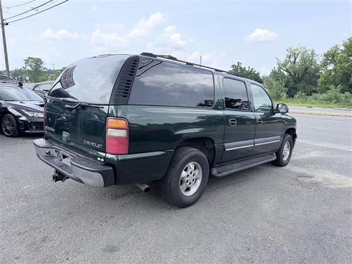 Green Metallic 2002 Chevrolet Suburban 1500 LS