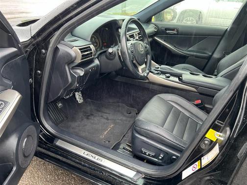 Obsidian 2014 Lexus IS 250 Base