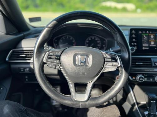 Platinum White Pearl 2018 Honda Accord Sport