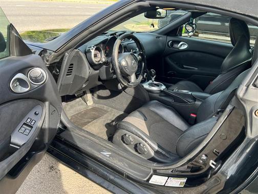 Monterey Blue Pearl 2010 Nissan 370Z Touring