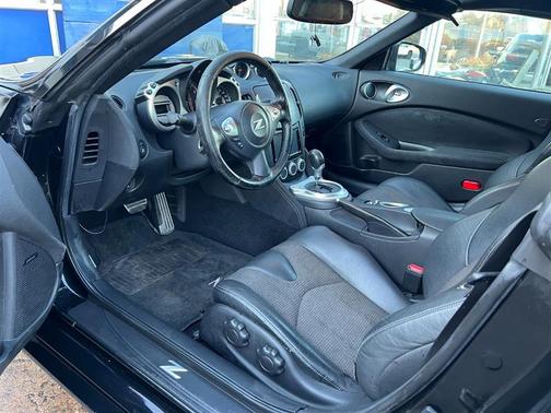 2010 Nissan 370Z Touring