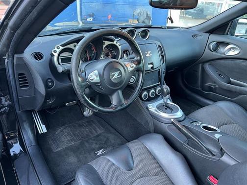 2010 Nissan 370Z Touring