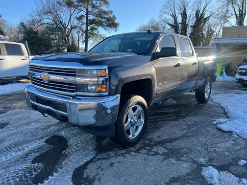 2015 Chevrolet Silverado 2500 Crew Cab V8, Turbo Diesel, 6.6 Liter 4WD