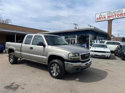 2003 GMC Sierra 2500 SLE H/D Extended Cab