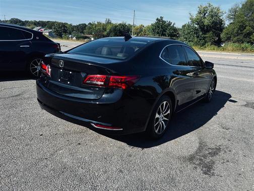2017 Acura TLX w/Technology Package