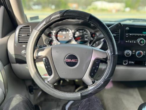 Medium Brown Metallic 2008 GMC Sierra 2500 SLE1 H/D Crew Cab