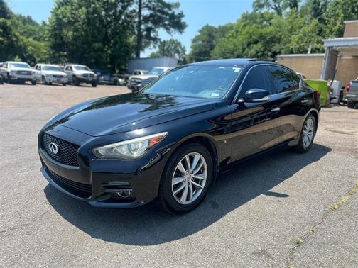 2015 INFINITI Q50 Premium