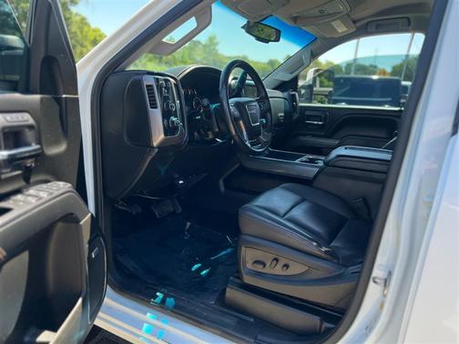 Summit White 2015 GMC Sierra 2500 SLT