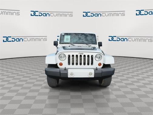 2012 Jeep Wrangler Unlimited Sahara